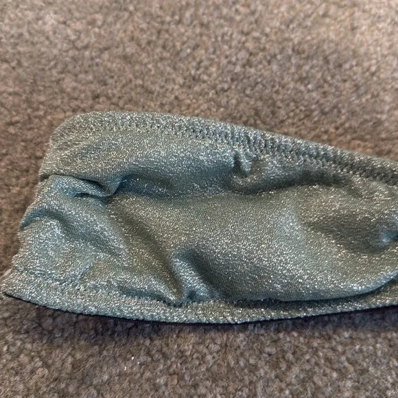 Triangl Swimwear Bikini - Picture 2 of 11